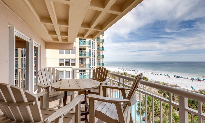 Destin Condo | Destin Towers 😎 Remodeled Beachfront 🐬 CHECKOUT THIS REMODEL🩴