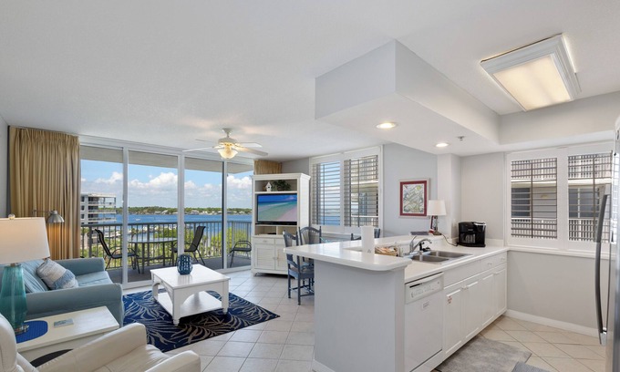 Fort Walton Beach Condo | Destin West, Bayside, 6 floor, Condo-2 Balconies, Bay&Gulf views