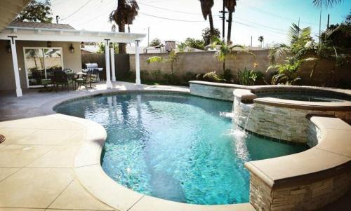 Anaheim Resort House | Destination #29