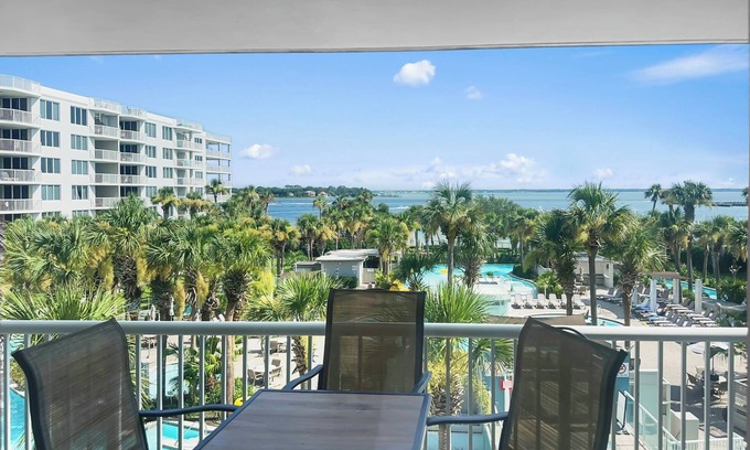 Fort Walton Beach Condo | DestinWest 1Bd Overlooking Lazy River Free Beach Service!