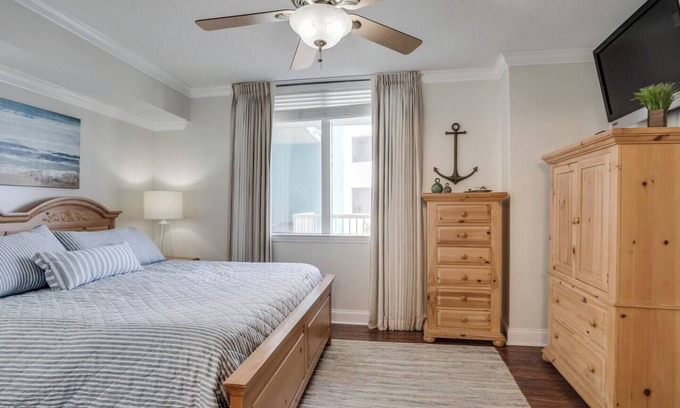 Fort Walton Beach Apartment | DestinWest Pelican Bayside, Lazy River, Hot Tub.