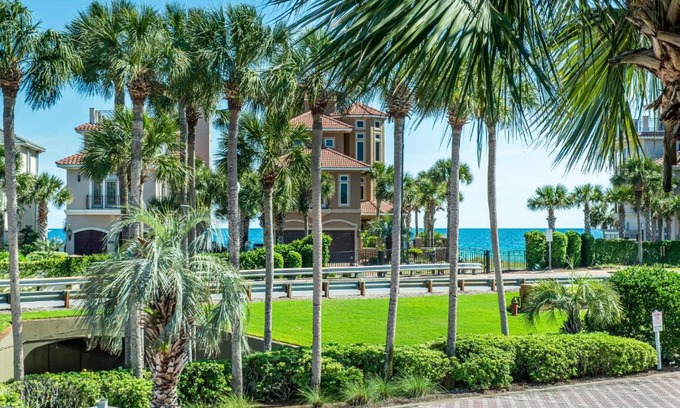 Fort Walton Beach - Destin Apartment | Destiny Beach Villas #16A