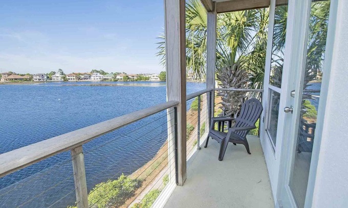 Fort Walton Beach - Destin Condo | Destiny Beach Villas #7A | Steps to the Sand