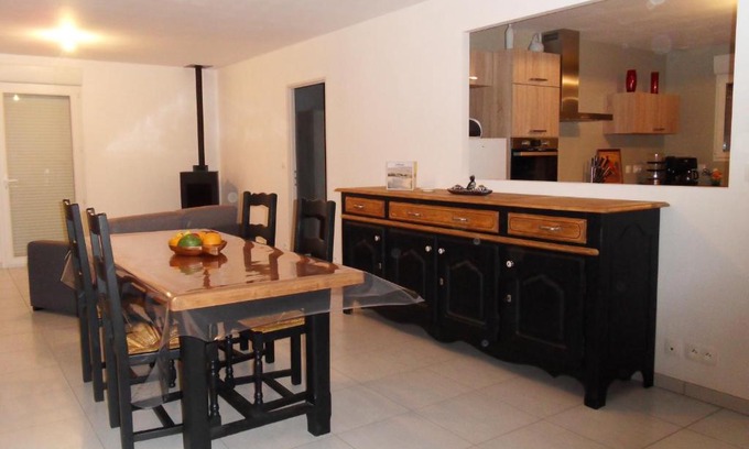 Desvres House | Desvres : maison tout confort, 4 adultes et 1 bébé