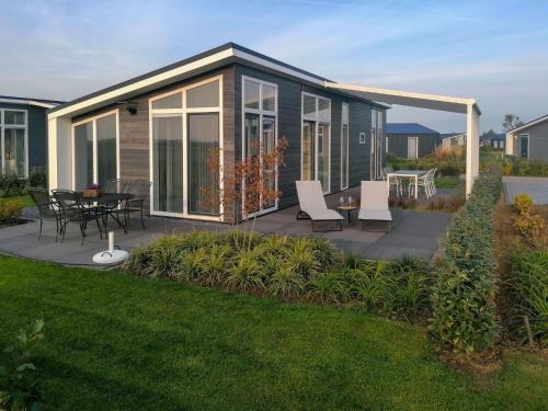 Wemeldinge House | Detached Home in Zeeland with Stunning Views