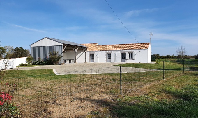 La Barre-de-Monts House | Detached house near beach and forest