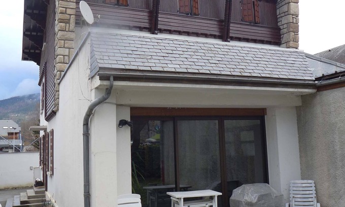 Saint-Lary-Soulan House | Detached house (14 persons) in the center of Saint-Lary, entirely renovated