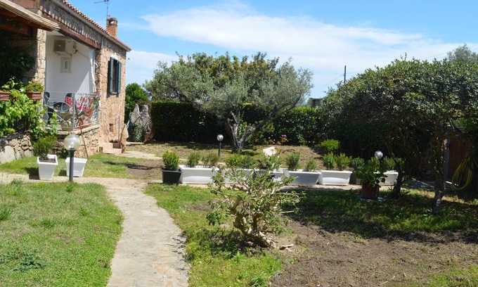 Case Peschiera-Lu Fraili House | Detached house near the Peschiera di San Teodoro, among the pink flamingos and a few kilometers from