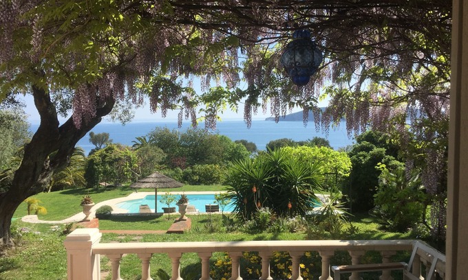 Le Mourillon Villa | Detached villa in wooded grounds with exceptional sea view