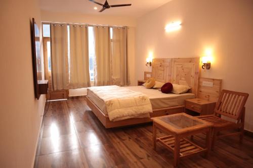 Aleo House | Dew Drop Stays