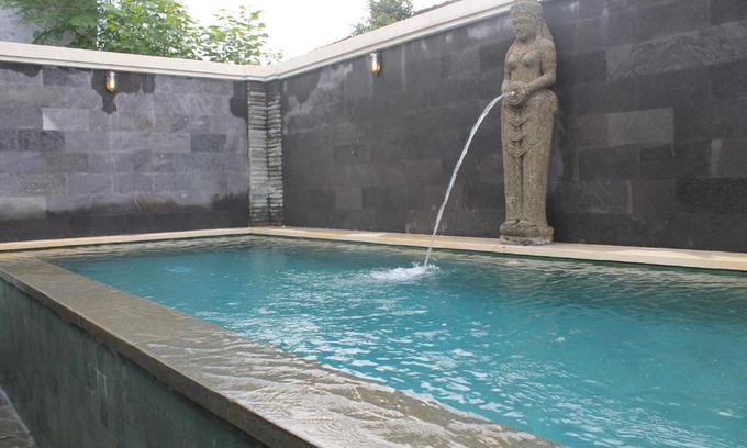 Ubud City-Centre House | Dewi Antara Homestay
