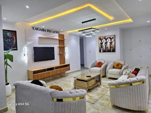 Kwara Apartment | DFW Abodes Luxury Home