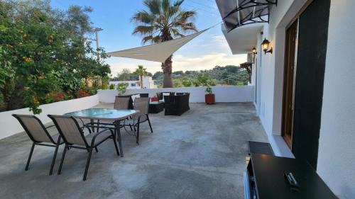 Troulos Apartment | DGK way