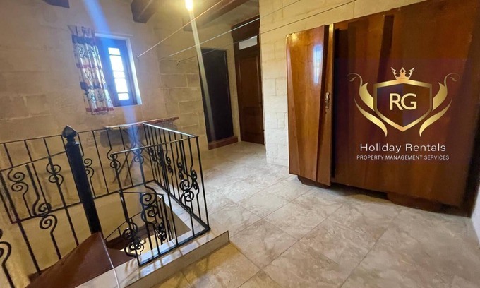 Dingli House | DGL1052 - Renovated, house of character with traditional features,