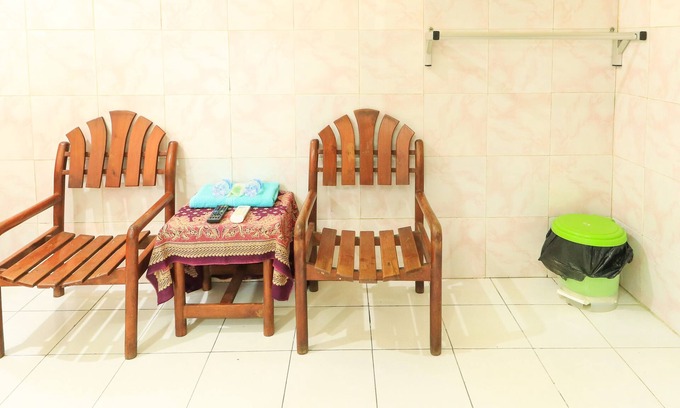 Bungurasih House | Dharmawati Homestay