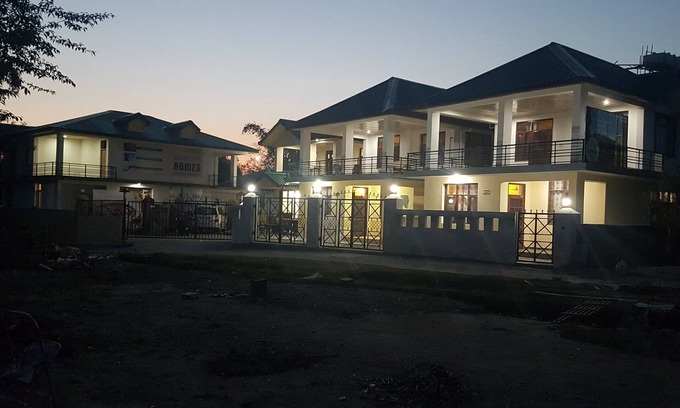 Palampur House | DHOULADHAR SUITE AT EKAANT HOMES