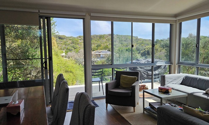 Sorrento House | Diamond Bay Sorrento Escape - 300m from Diamond Bay back beach. Panoramic views.