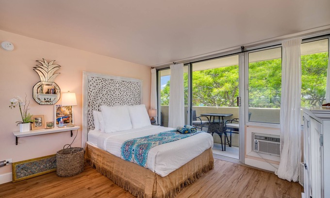 Diamond Head - Kapahulu - St. Louis Condo | Diamond head charmer