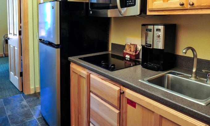 Brian Head Villa | Diamond Resorts Cedar Breaks Lodge & Spa - 1 Bedroom