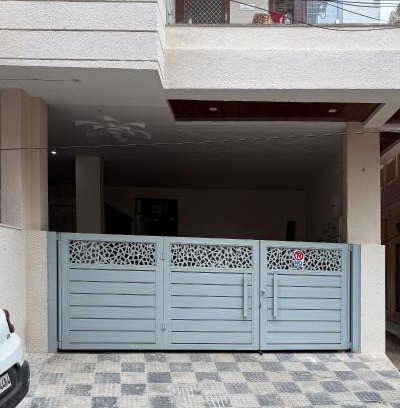 Malviya Nagar House | Diamond Stays