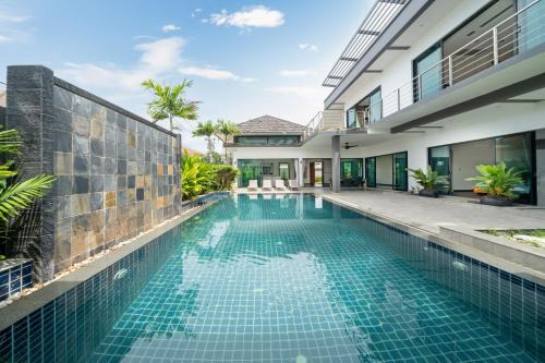 Bang Tao Villa | Diamond Villa by Ryan, Boat Avenue Phuket