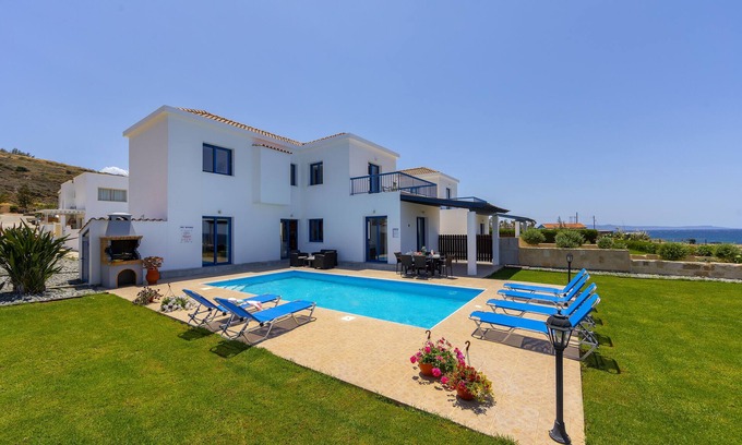 Nea Dimmata Villa | Diana Seaside Villas
