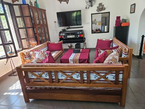 Diani Beach Villa | Diani beach luxury Villa Green Paradise with Private pool