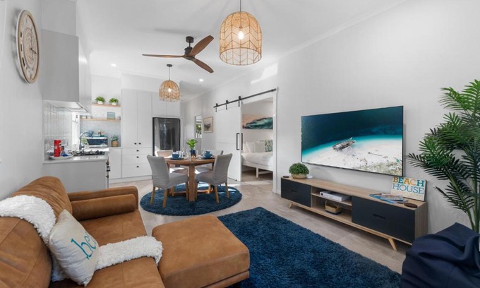 Dicky Beach Apartment | Dicky Beach Original - 2 Bed Downstairs Studio 200m to Beach