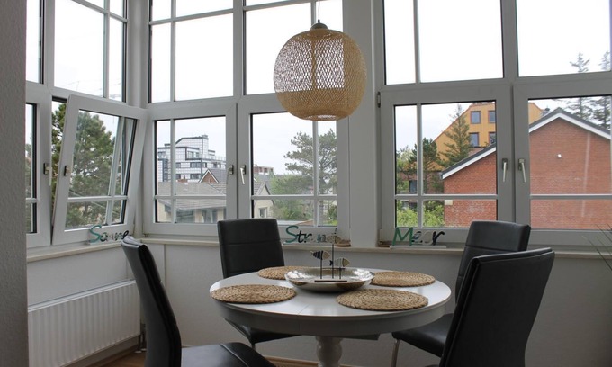 Wittduen Apartment | Die Ferienwohnung Therese 2 Seeperle im Hochparterre des Hauses ist Eine 2-zimmer-ferienwohnung mit Schlafmöglichkeiten für 2 bis 4 Personen