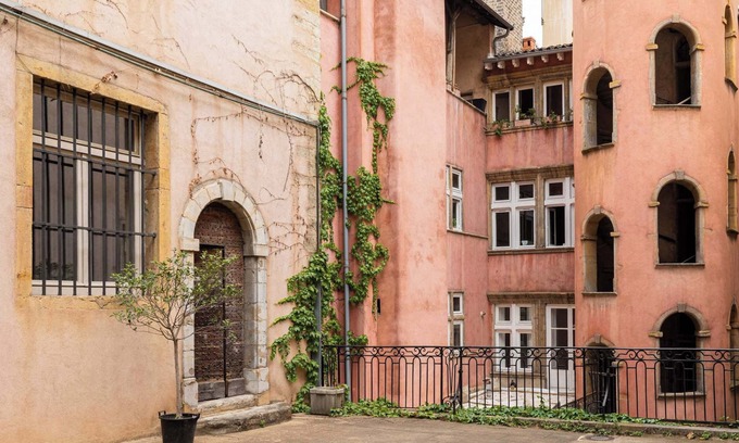 Old Lyon Apartment | Dify Tour Rose - Vieux Lyon
