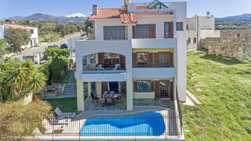 Margarites Villa | Dim Art Traditional Villa - with private pool