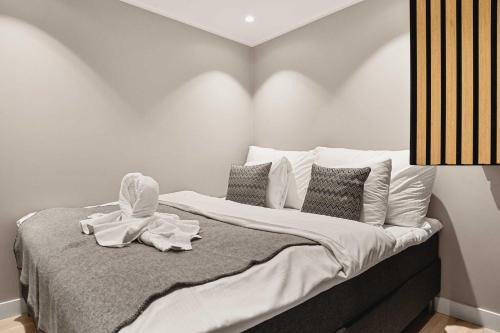 Bergen City Centre Apartment | DINBNB Apartments l 250m to Bryggen I Rooftop I Spacious Luxury Apt