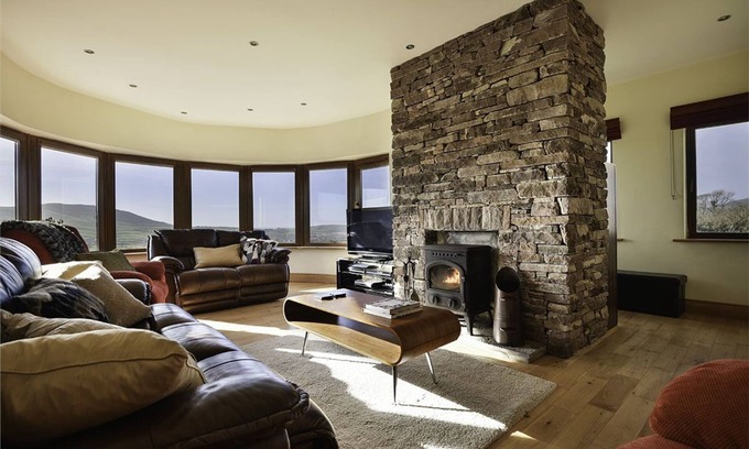 Lispole House | Dingle Way Lodge 4 bedroom house VRBO