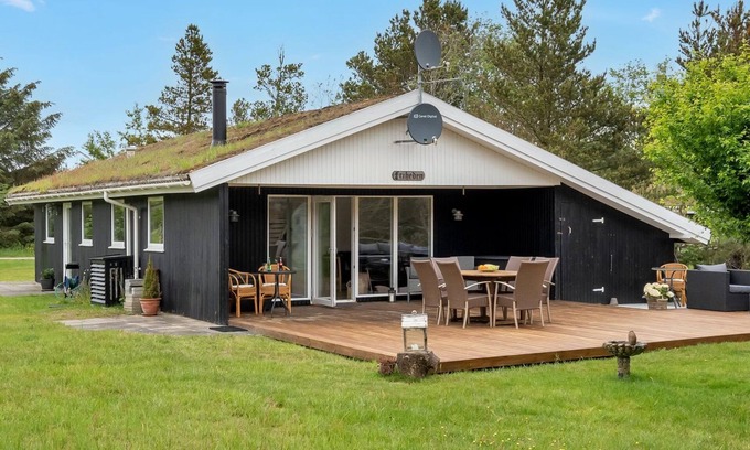 Rødhus House | "Dirch" - 1.5km from the sea by Interhome