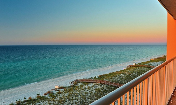 Navarre Beach Condo | Direct Beachfront Paradise; Stunning Gulf Views; Spacious 2 bed 2 bath