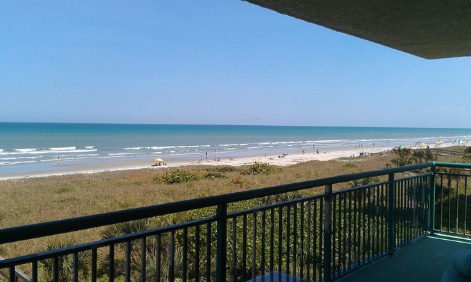 Cocoa Beach Condo | Direct Ocean 3 bed, 3 1/2 bath