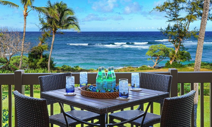 Lihue Condo | Direct Ocean Front, Renovated1 Bdrm Condo with Sweeping Views of the East Shore