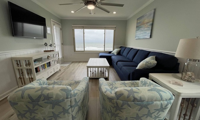 Surfside Beach Condo | Direct OCEANFRONT, completely renovated, 3 bdrm, 2 bath, fast WIFI!