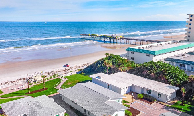 Ocean View Halifax Estates House | Direct Oceanfront Home - North Villa - 4BR/2BA
