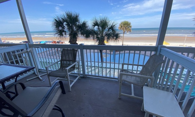 Ortona Park Condo | Direct Oceanfront 1 Bedroom Suite at Daytona Bch Resort