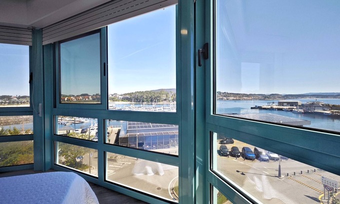 Portonovo Apartment | Disconnectsengalicia Port of Portonovo B
