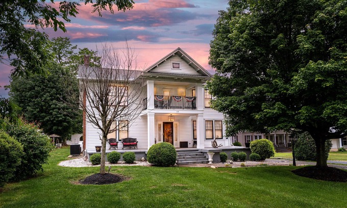 Stanley House | Discount avail! Hot tub, firepit, grill & game room—patio fun!