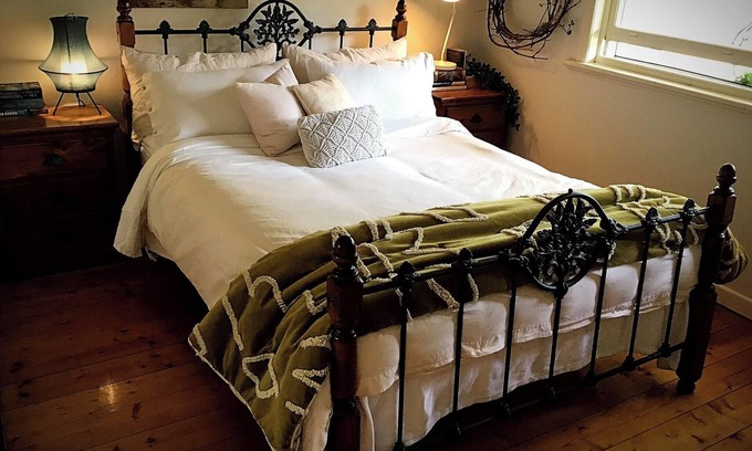 Croydon House | "Discounted Long Stays | Home Comfort in a 3-Bed Croydon/Kilsyth."