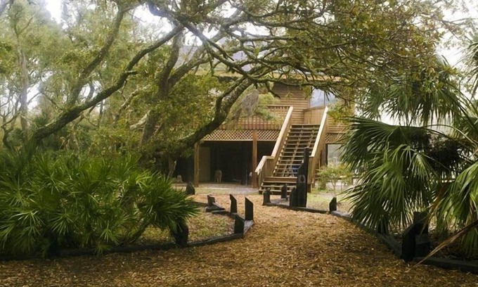 St. George Island House | Discounted pricing for the remaining weeks of September! Pet friendly!