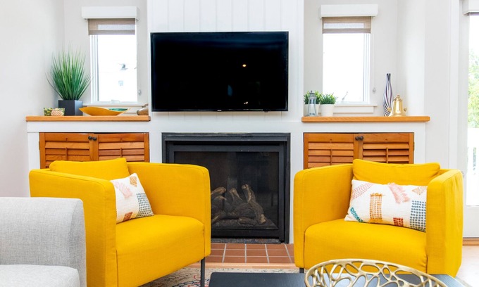 Bald Head Island House | Discover A Buena Vista on Bald Head Island with stunning views and island vibes.