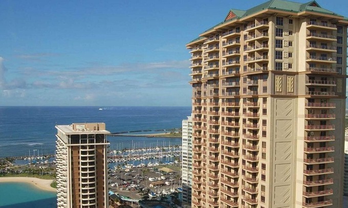 Waikiki Resort | Discover Island Paradise at the Grand Waikikian by Hilton – 1 Bedroom City View
