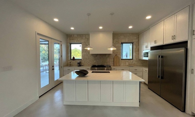 Arp House | Discover luxury in every detail at this getaway