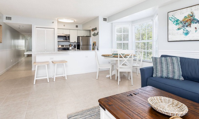 Tavernier Condo | Discover marine wonders nearby, stay at our Tavernier 2-bedroom condo