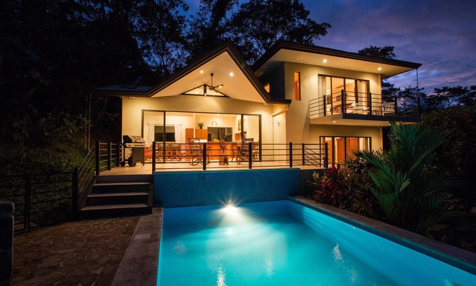 Valle Pura Vida House | Discover serenity and adventure at Casa Gina, your private jungle oasis