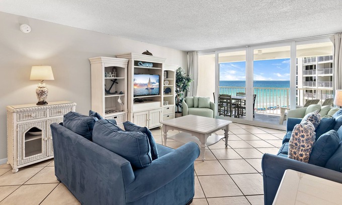 Holiday Isle Condo | 🌊Disounts~FREE BEACH SERV~Gorgeous View~Pool~2BR Shoreline Towers 1085